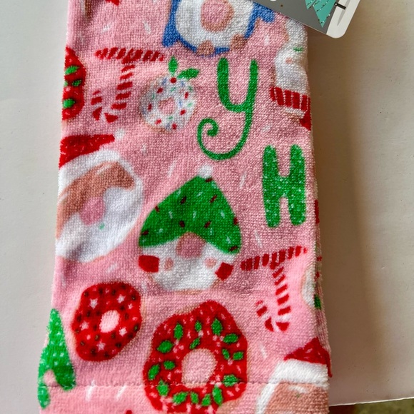 2 Christmas Doughnuts Pink Kitchen Towels Santa Gnome Polar Bear Penguin Candy - Picture 4 of 11